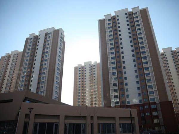 保溫裝飾A級(jí)板讓老舊小區(qū)換新顏